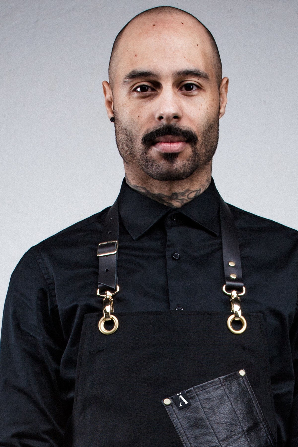 The Barber Standard - Leather Pocket Apron