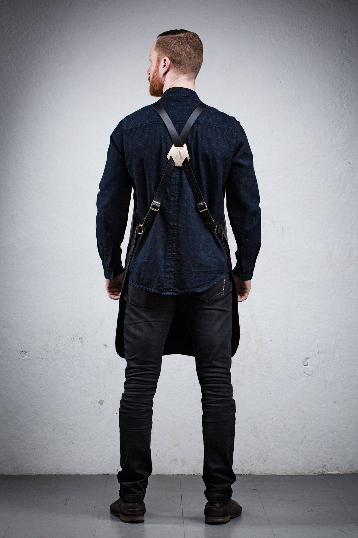 The Apprentice - CANVAS - 4 Colours