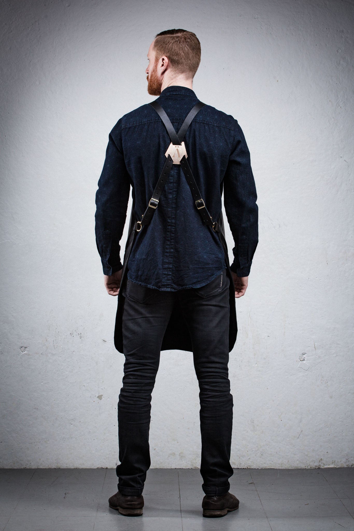 The Apprentice - CANVAS - 4 Colours